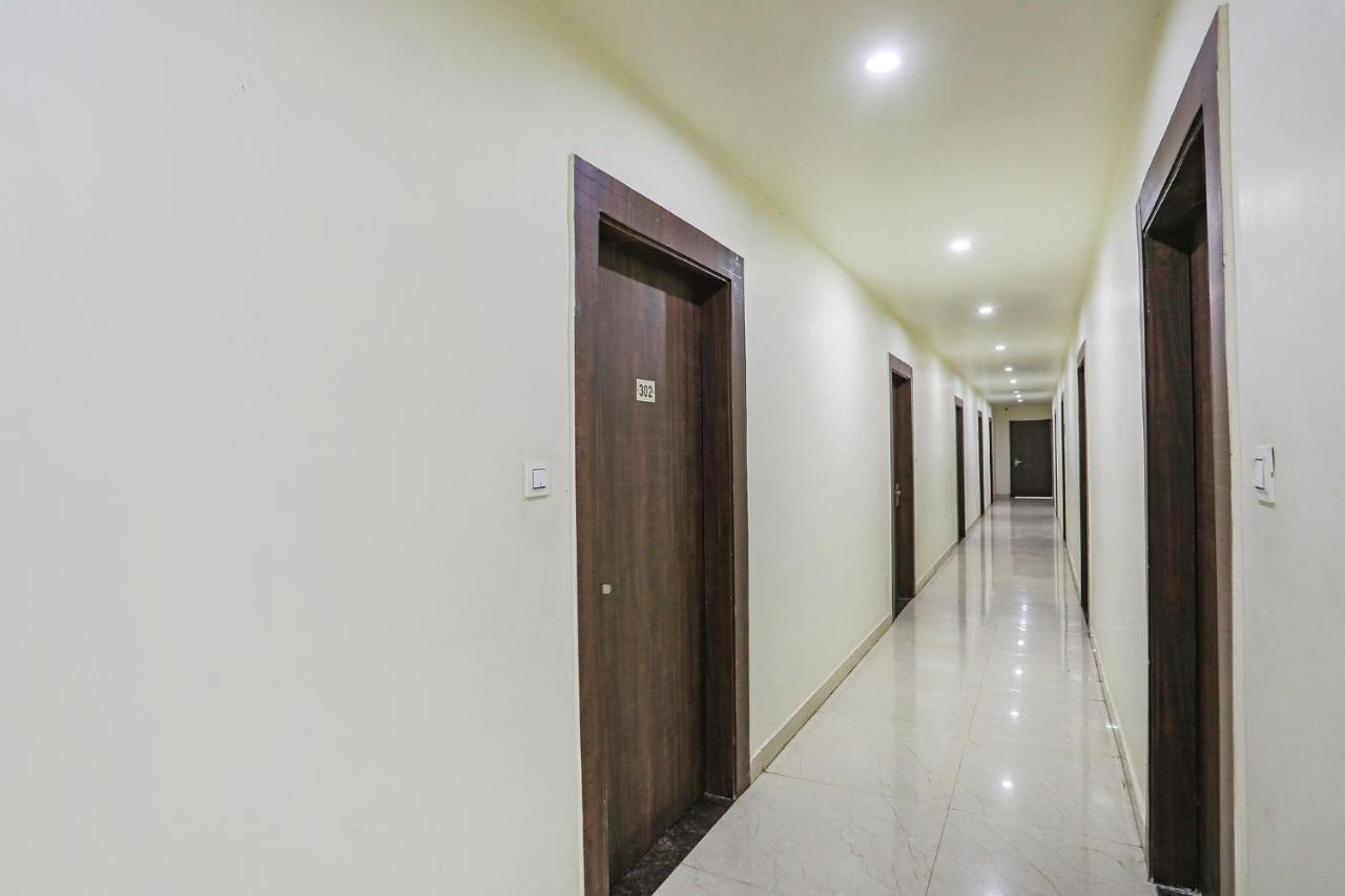Fabhotel Naman Kanpur Buitenkant foto